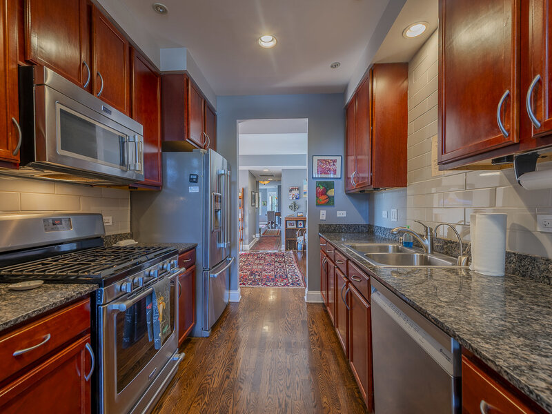 2651 W Greenleaf Avenue Chicago IL 60645
