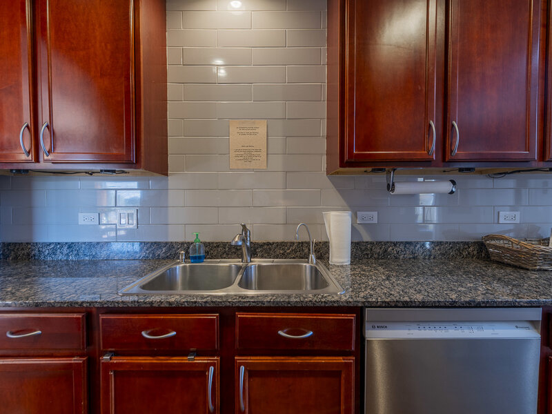 2651 W Greenleaf Avenue Chicago IL 60645