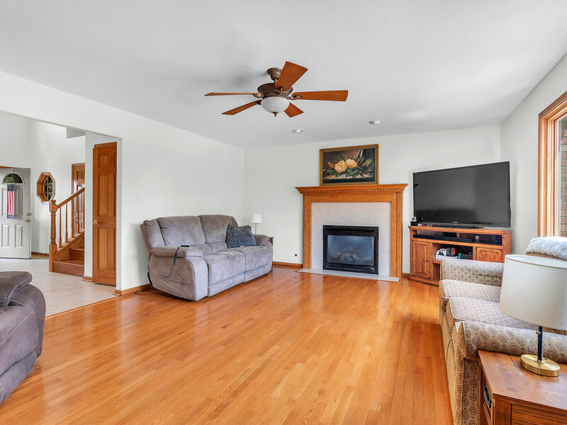 934 Marble Boulevard Manteno IL 60950