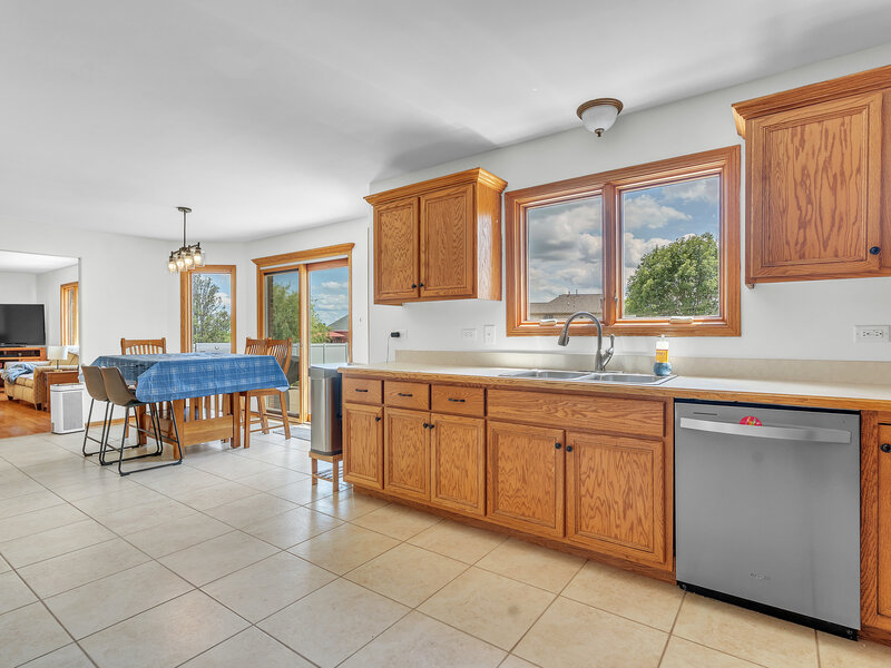 934 Marble Boulevard Manteno IL 60950