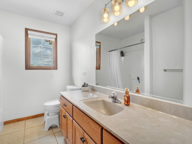 934 Marble Boulevard Manteno IL 60950