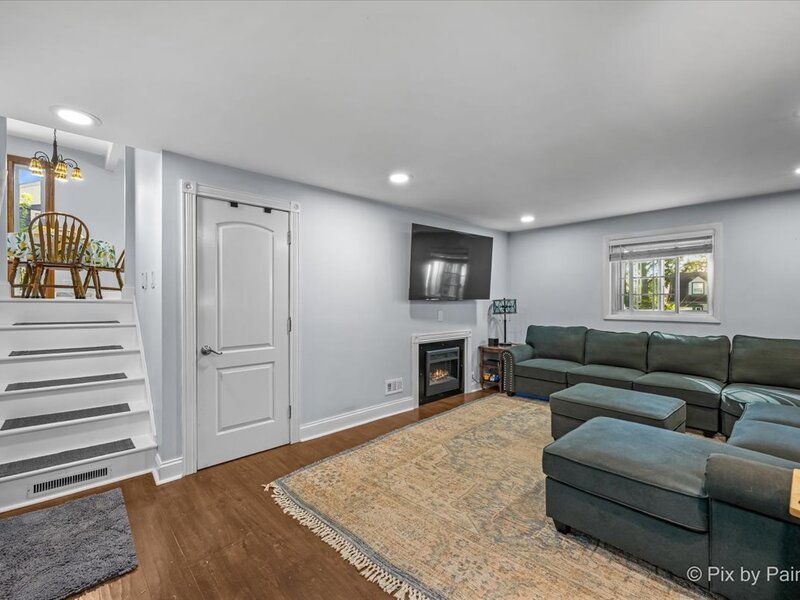 165 Forest Glen Road Wood Dale IL 60191