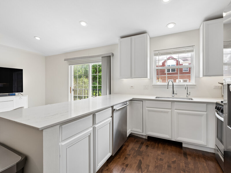 916 Enfield Drive Northbrook IL 60062