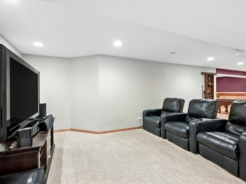 1674 Rolling Hills Drive Crystal Lake IL 60014