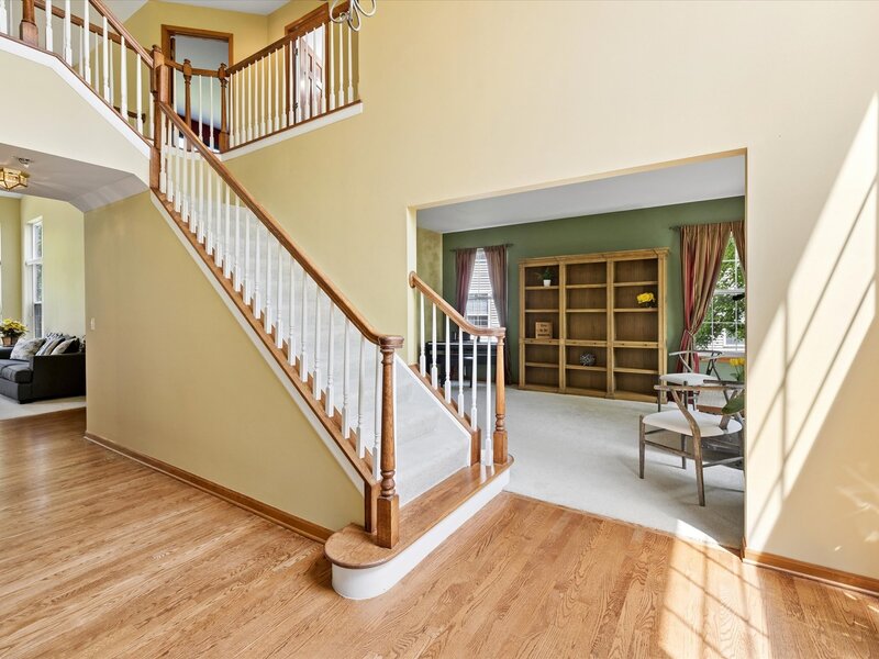 1674 Rolling Hills Drive Crystal Lake IL 60014