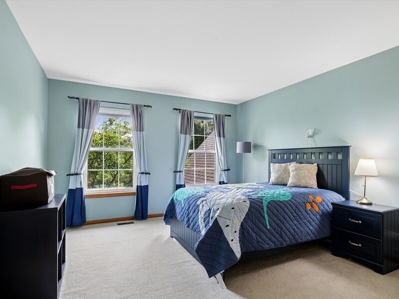 1674 Rolling Hills Drive Crystal Lake IL 60014