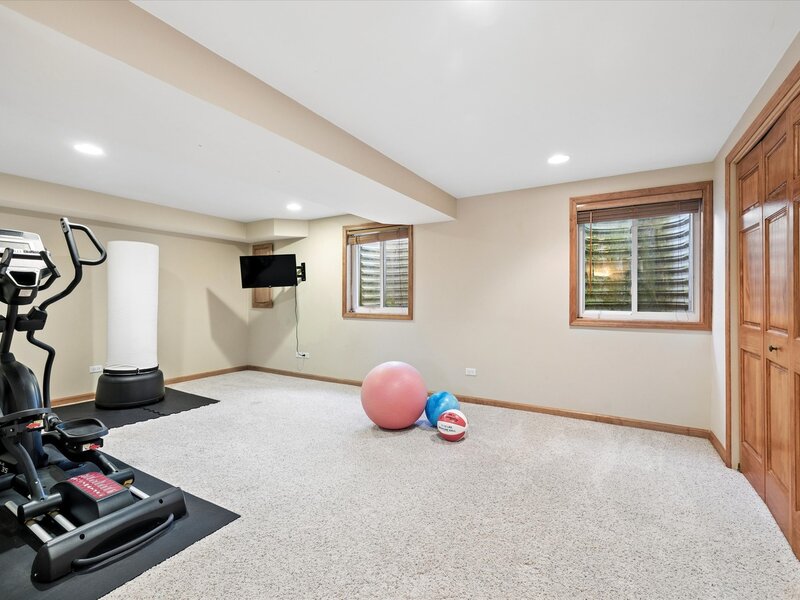 1674 Rolling Hills Drive Crystal Lake IL 60014