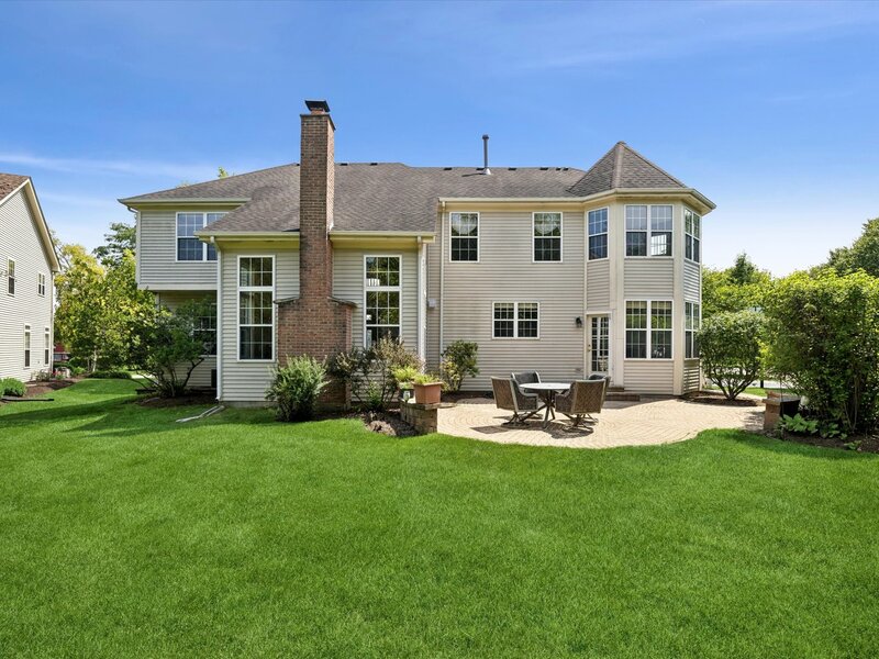 1674 Rolling Hills Drive Crystal Lake IL 60014