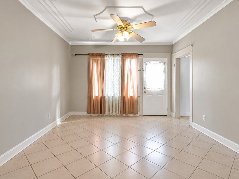 528 E 156th Street Harvey IL 60426