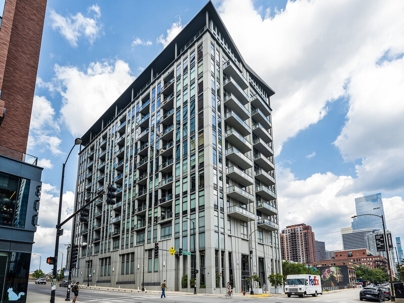 740 W Fulton Street Chicago IL 60661