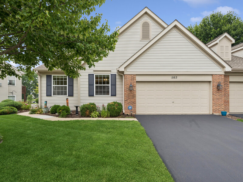 1163 N Oakwood Drive Fox Lake IL 60020