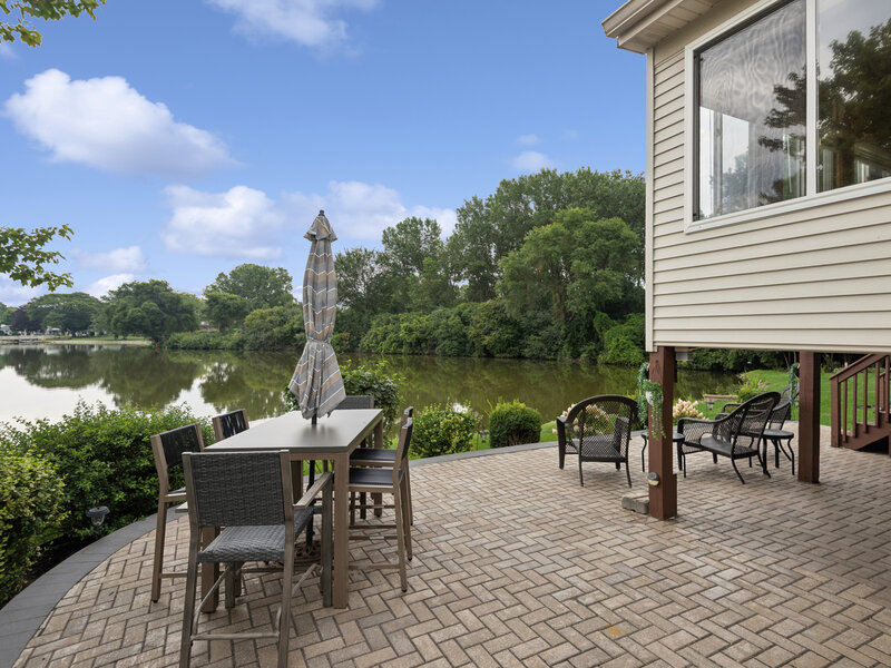 1163 N Oakwood Drive Fox Lake IL 60020