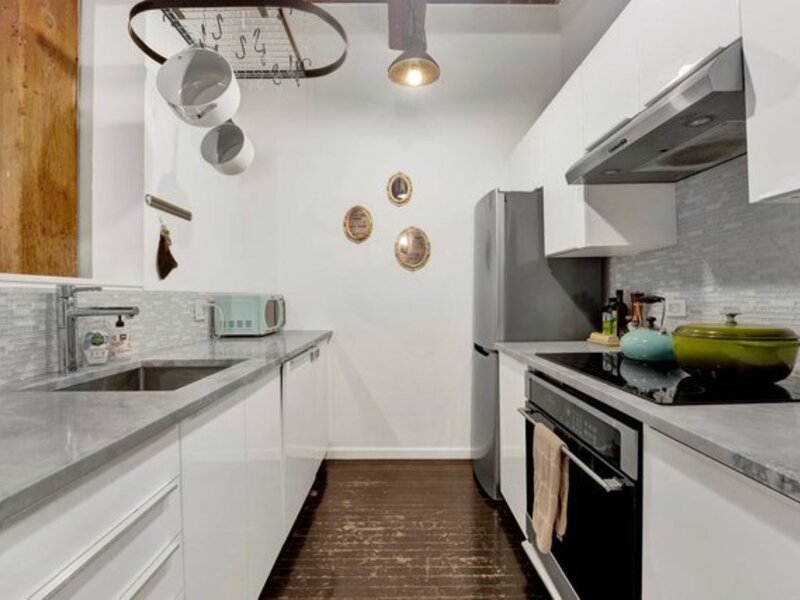 225 W Huron Street Chicago IL 60654