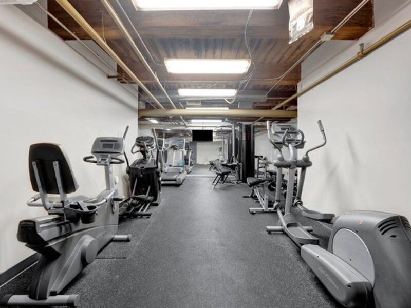 225 W Huron Street Chicago IL 60654