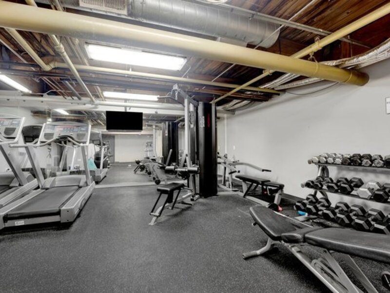 225 W Huron Street Chicago IL 60654