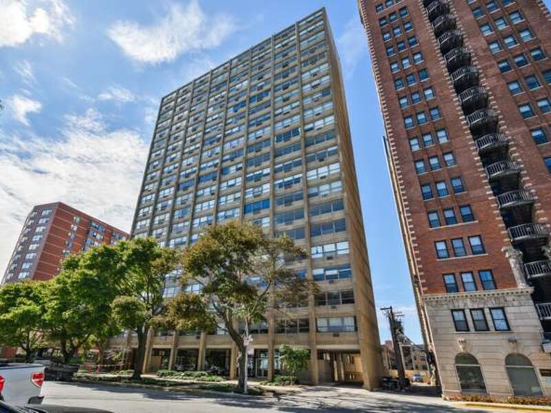 5530 S South Shore Drive Chicago IL 60637