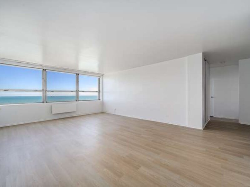 5530 S South Shore Drive Chicago IL 60637