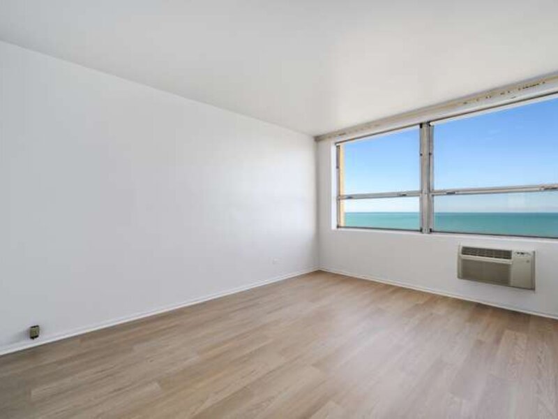 5530 S South Shore Drive Chicago IL 60637