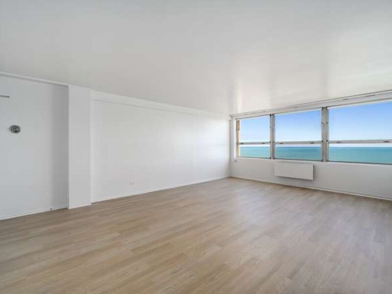 5530 S South Shore Drive Chicago IL 60637
