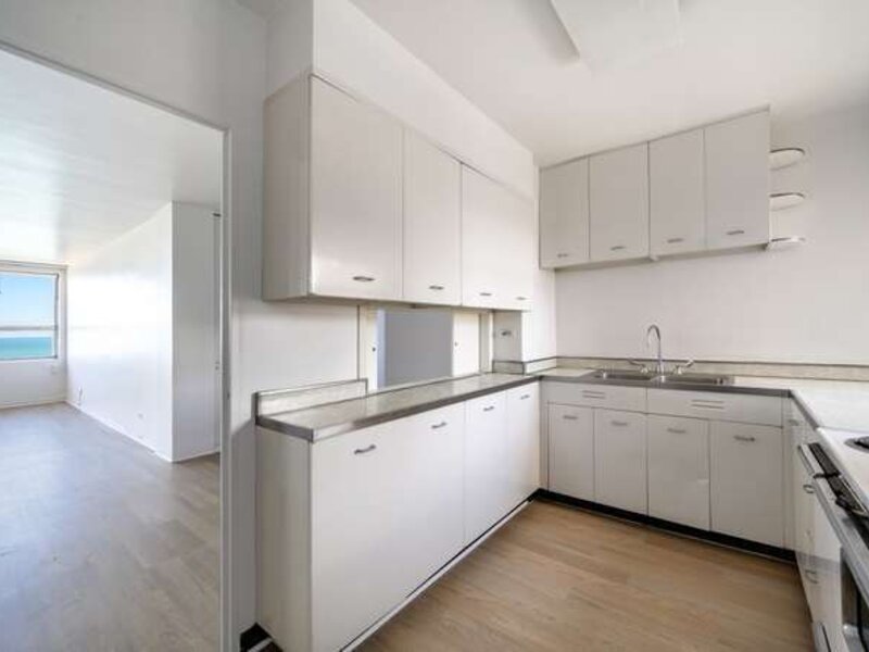 5530 S South Shore Drive Chicago IL 60637