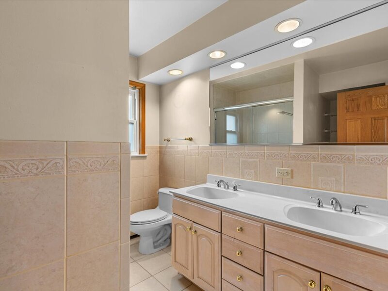 8233 W Maple Avenue Norridge IL 60706