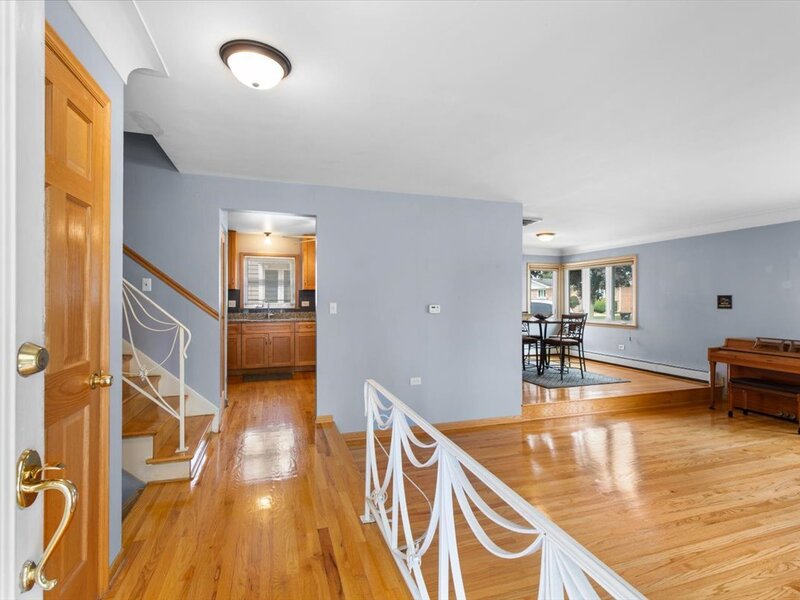 8233 W Maple Avenue Norridge IL 60706