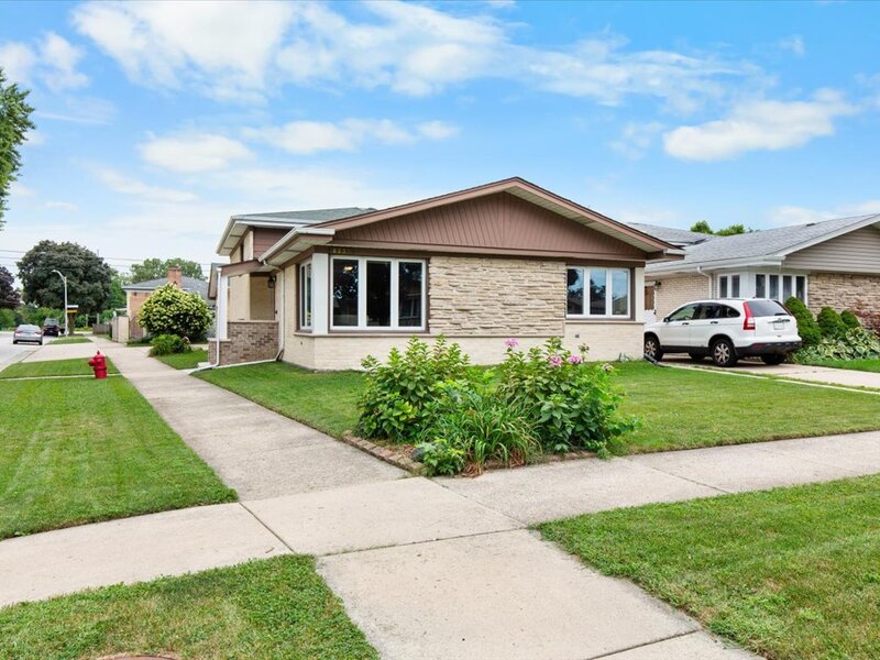 8233 W Maple Avenue Norridge IL 60706