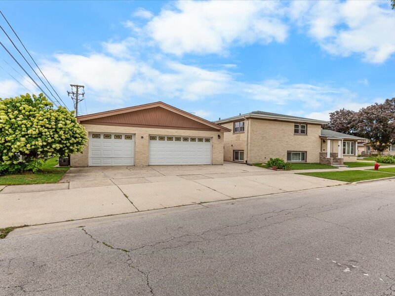 8233 W Maple Avenue Norridge IL 60706