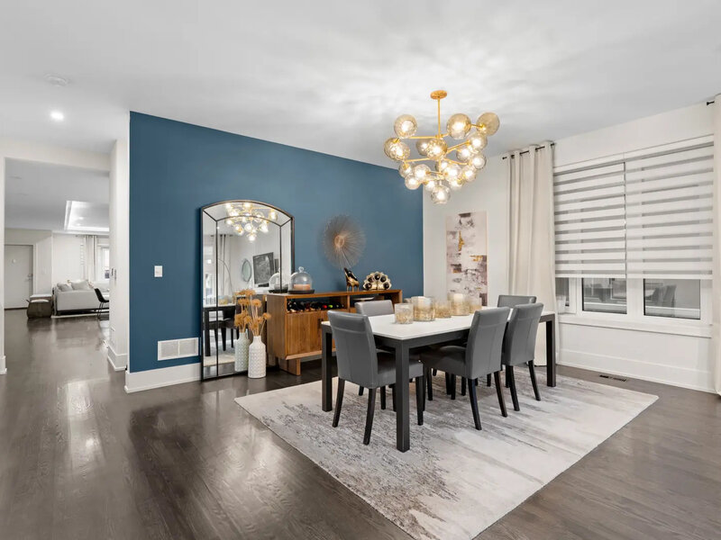 1370 W Walton Street Chicago IL 60642