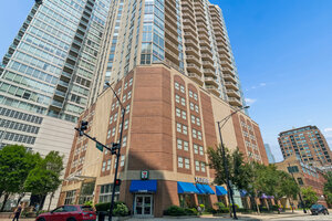Photo of 645 N Kingsbury Street Chicago IL 60610 Unit 2205