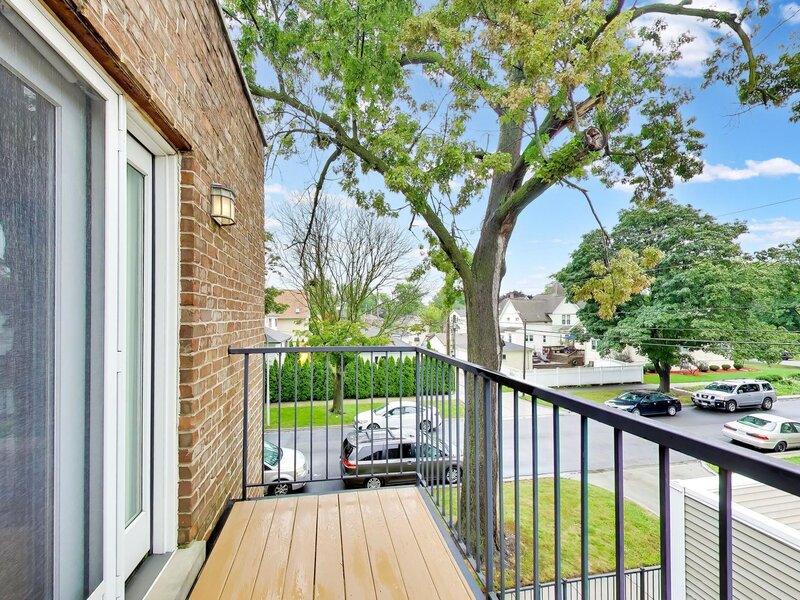 6743 N Oliphant Avenue Chicago IL 60631