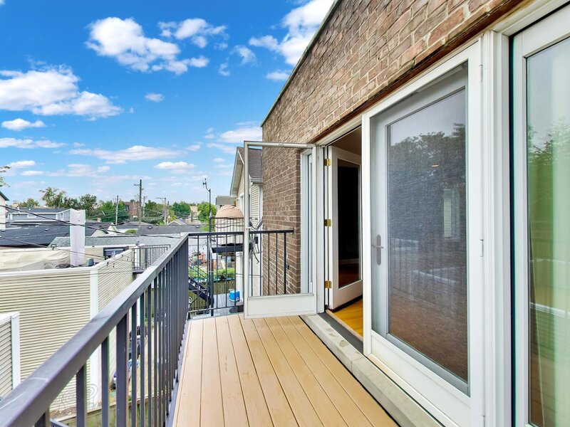 6743 N Oliphant Avenue Chicago IL 60631