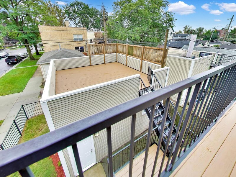 6743 N Oliphant Avenue Chicago IL 60631