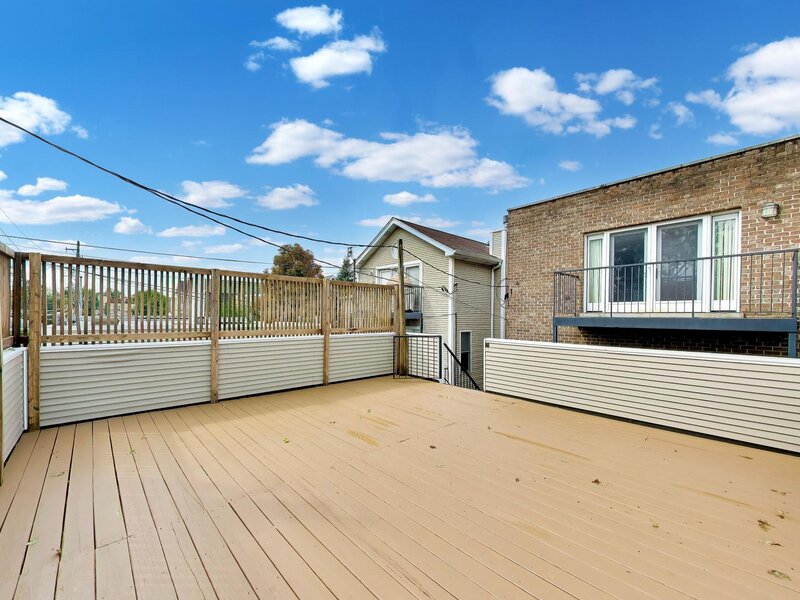 6743 N Oliphant Avenue Chicago IL 60631