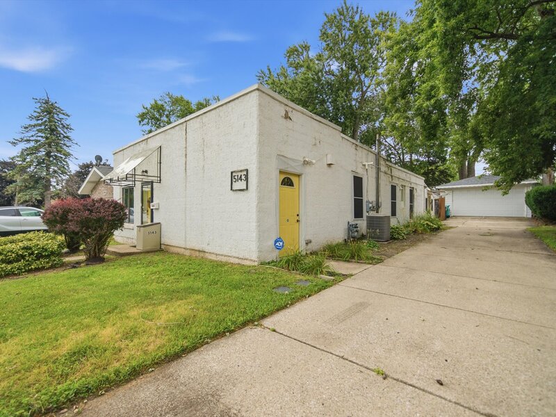 5143 Electric Avenue Hillside IL 60162