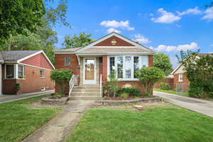 Photo of 4838 W 97th Place Oak Lawn IL 60453