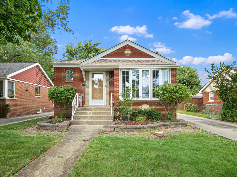 4838 W 97th Place Oak Lawn IL 60453