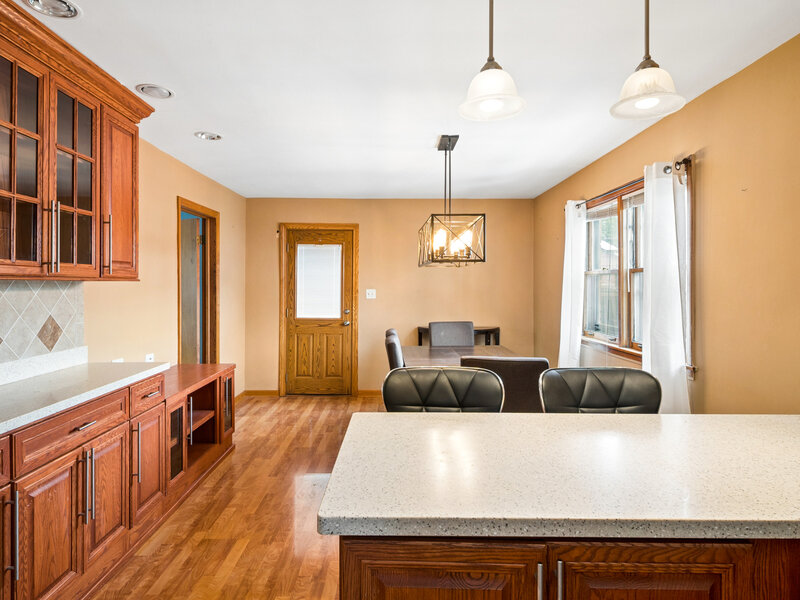 4838 W 97th Place Oak Lawn IL 60453