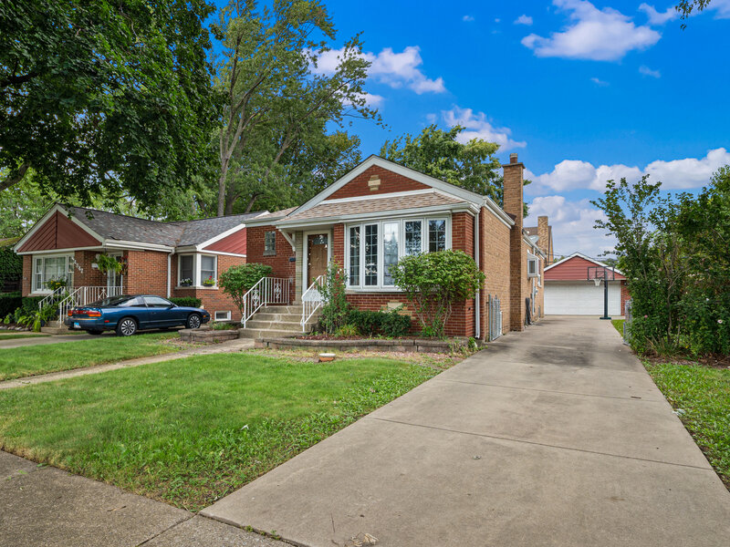 4838 W 97th Place Oak Lawn IL 60453