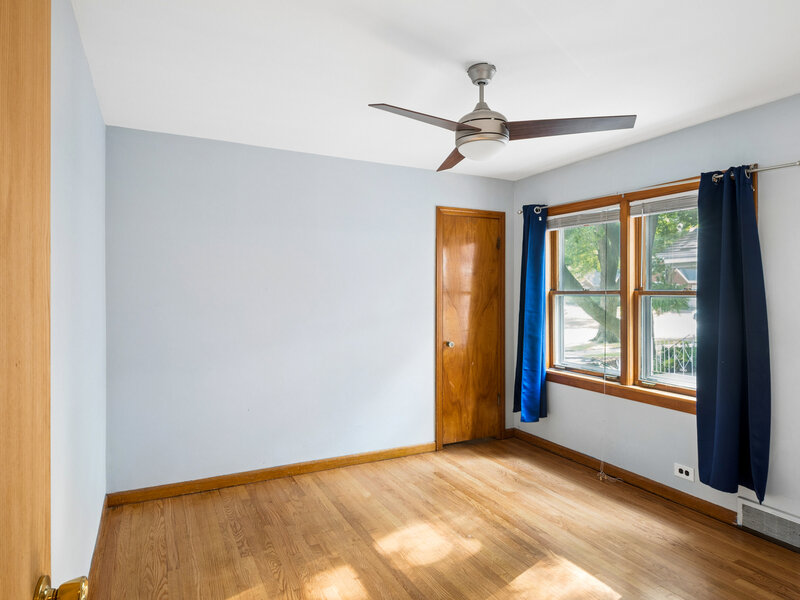 4838 W 97th Place Oak Lawn IL 60453