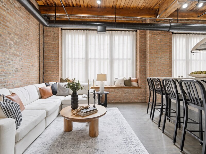 331 S Peoria Street Chicago IL 60607