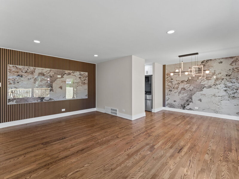 160 Lancaster Lane Des Plaines IL 60018