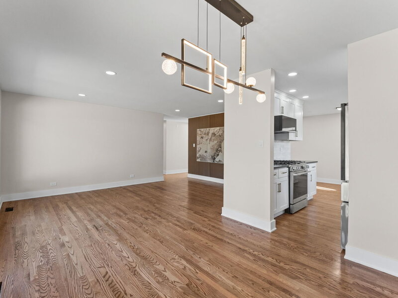 160 Lancaster Lane Des Plaines IL 60018