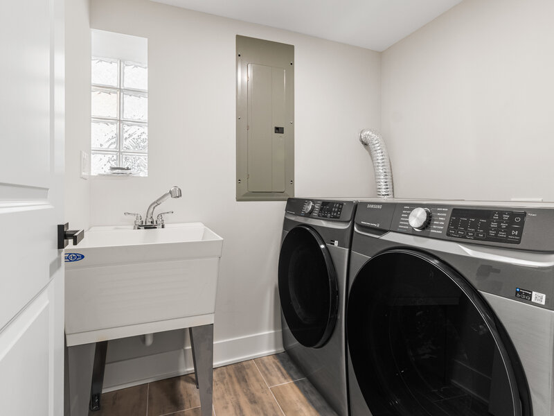 4256 N Monitor Avenue Chicago IL 60634