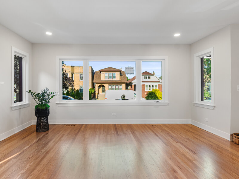 4256 N Monitor Avenue Chicago IL 60634