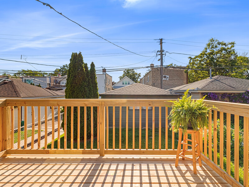 4256 N Monitor Avenue Chicago IL 60634