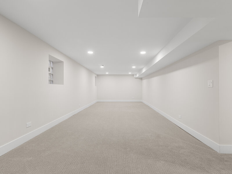 4256 N Monitor Avenue Chicago IL 60634
