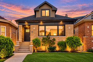 Photo of 4256 N Monitor Avenue Chicago IL 60634