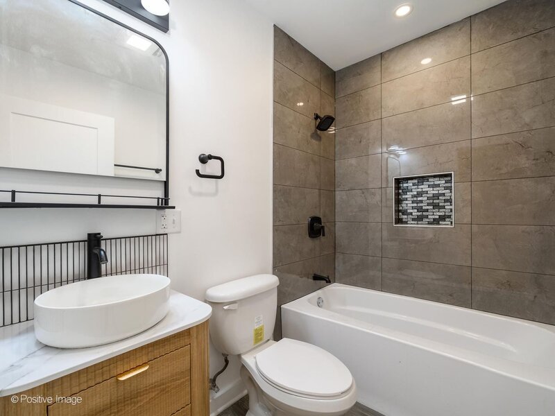 1522 N Avers Avenue Chicago IL 60651