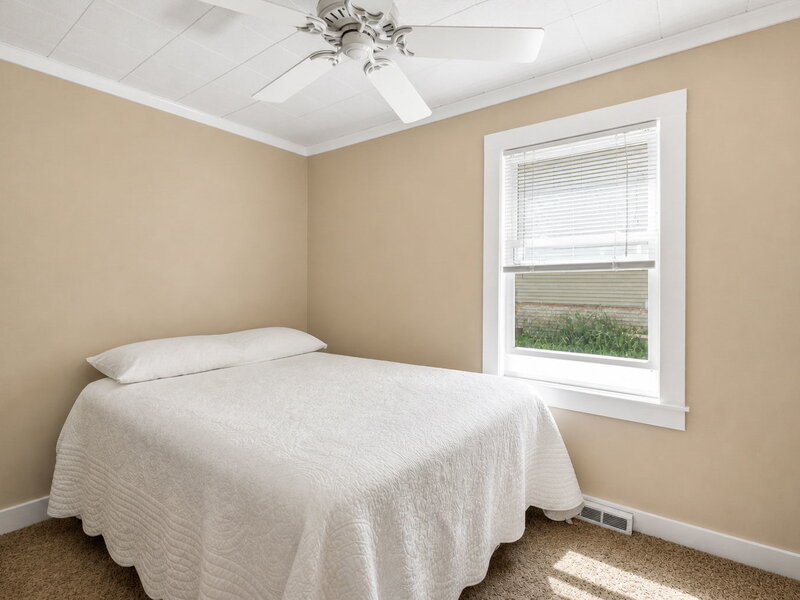 105 Edgewood Avenue Crystal Lake IL 60014